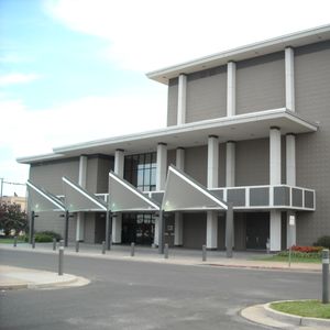 The Muskogee Civic Center is an 8,500-square-foot venue located in the heart of Muskogee.